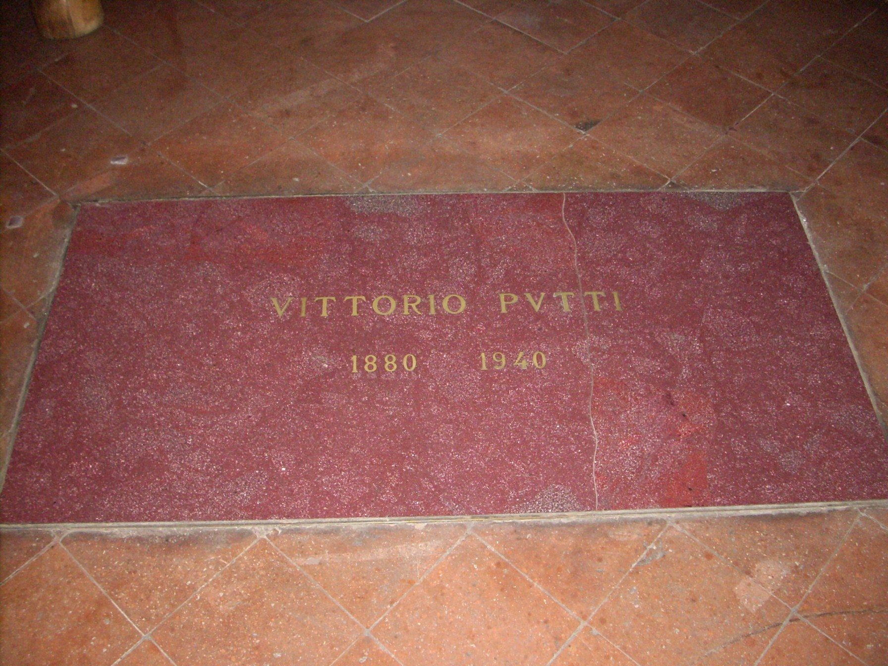 Vittorio Putti's tomb, Bologna - 3.JPG